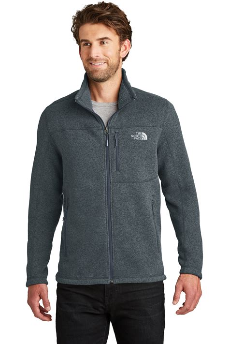 north face fleece outerwear.